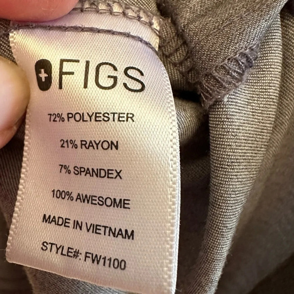 FIGS XS 5 Pocket Gray Scrub Top Professional Nursing Uniform Separates - Picture 3 of 5